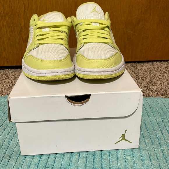 air jordan 1 low ‘limelight’ size 8 - Picture 6 of 6